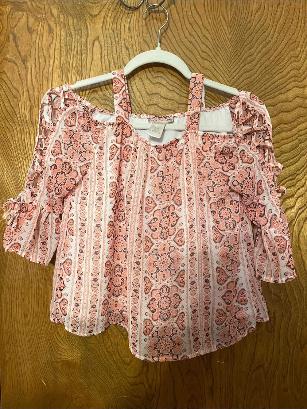 M Pink Heart Paisley Cold-Shoulder Women's Top